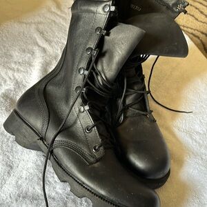 Altama military boots